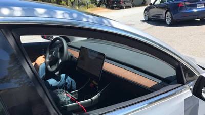 Tesla’s Model 3 will be instrument-free