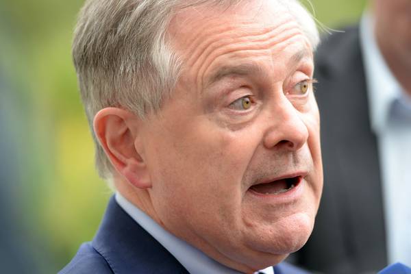 Kenny says €1,000 for public servants is annualised salary rise