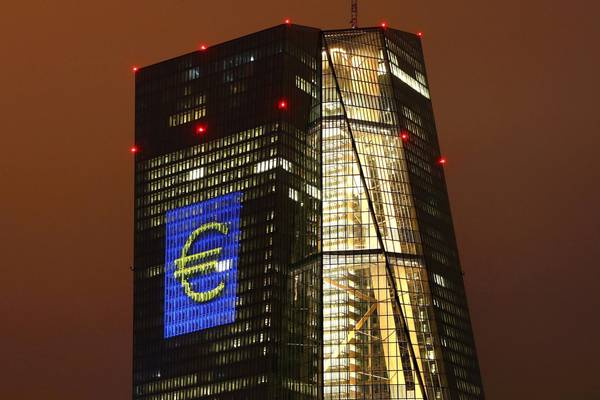 Euro zone banks set to restart dividend payments under strict limits