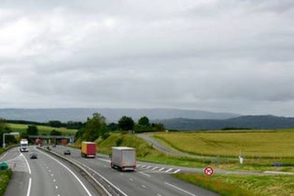 Concerns that unrepaired barriers on motorways threaten commuters