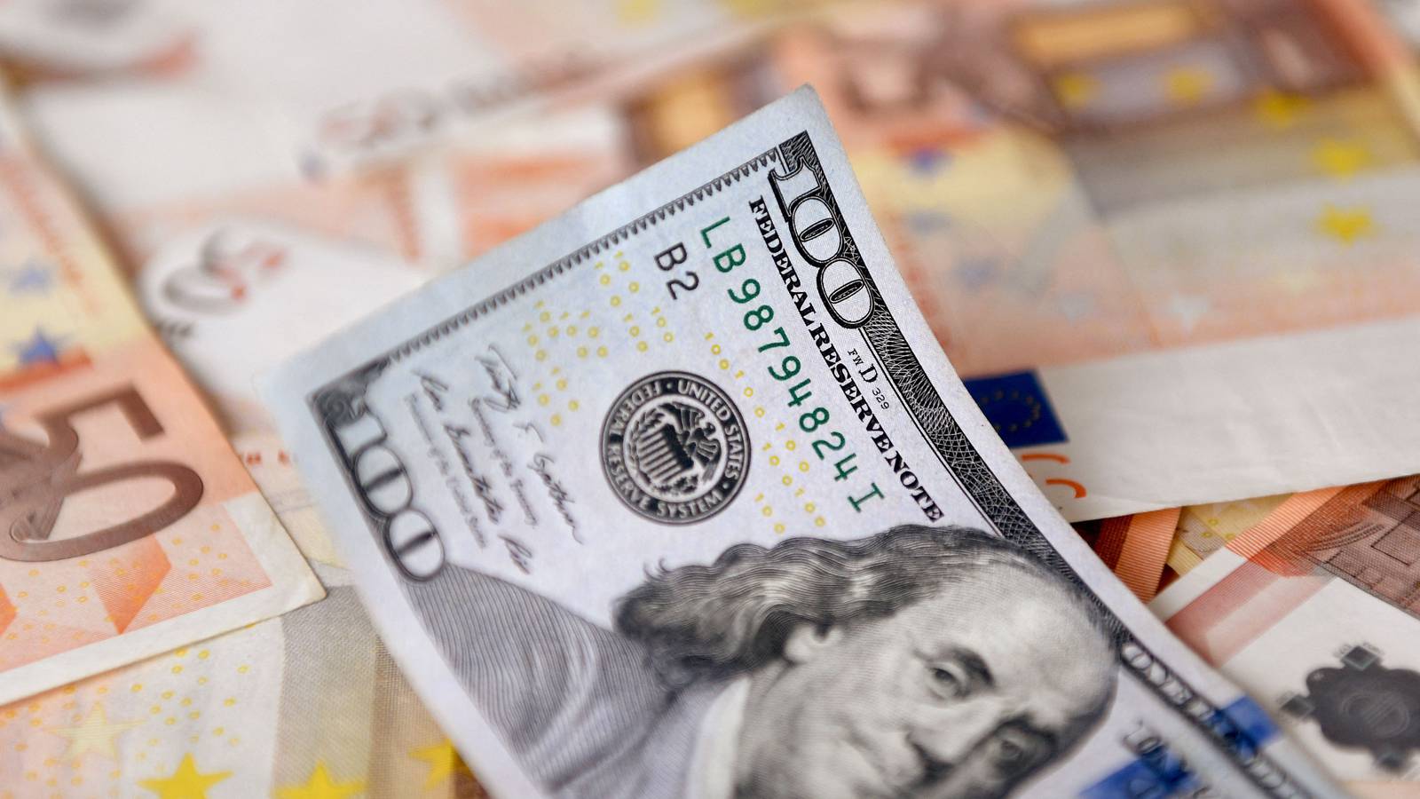 Euro's slide towards dollar parity reflects heavier hit from Ukraine war