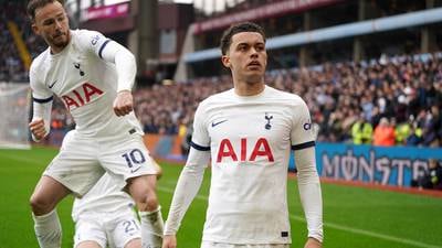 Premier League: Tottenham thrash 10-man Aston Villa