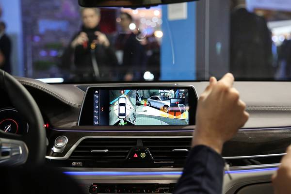 BMW introduces built-in dashcams following software update
