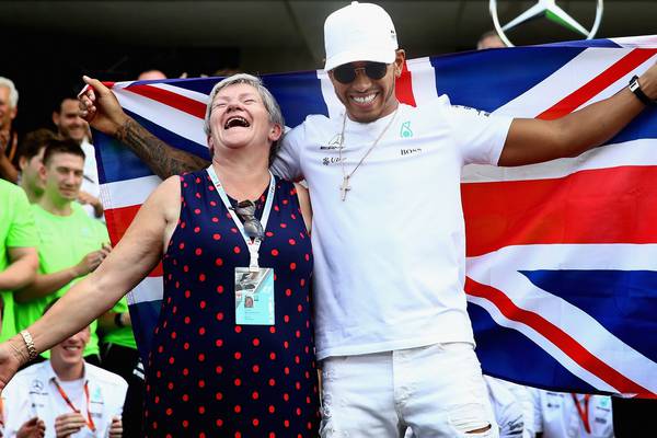 Lewis Hamilton to change name to include mother’s surname