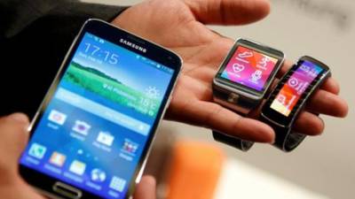 Samsung smartphone primacy under threat  after weak quarter