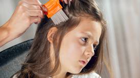 What is the best way to tackle head lice?