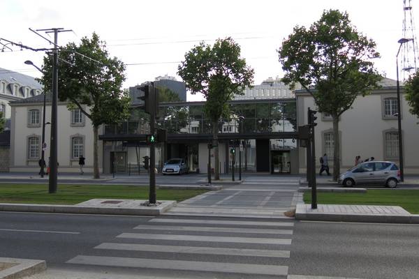 Fugitive driver tries to hide in France’s spy HQ