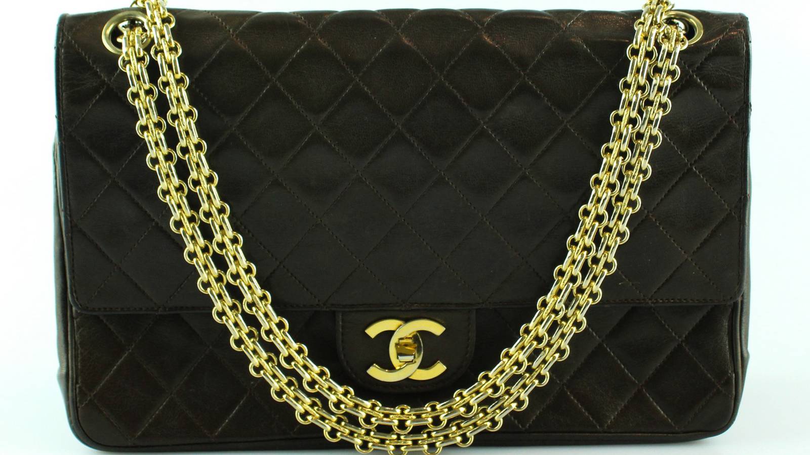Beautiful Coco Chanel purse handbag