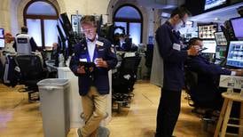 Global stocks rise in expectation of pause in interest rate hikes