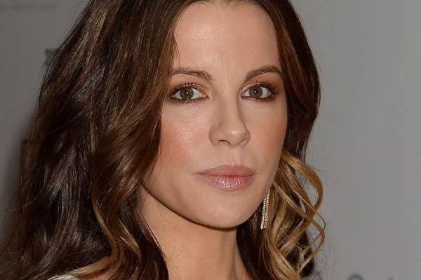 Kate Beckinsale joins 60 celebrities calling for abortion rights in North