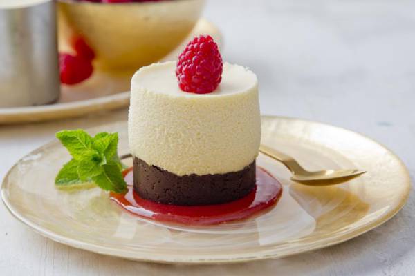 White-chocolate mousse cakes: a gluten-free treat sure to impress