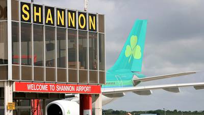 Aer Lingus may move transatlantic services from Shannon to the UK