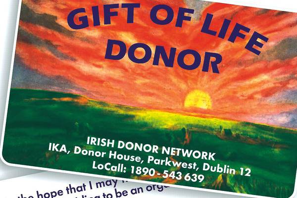 Surgeon calls for more people to carry organ donor cards
