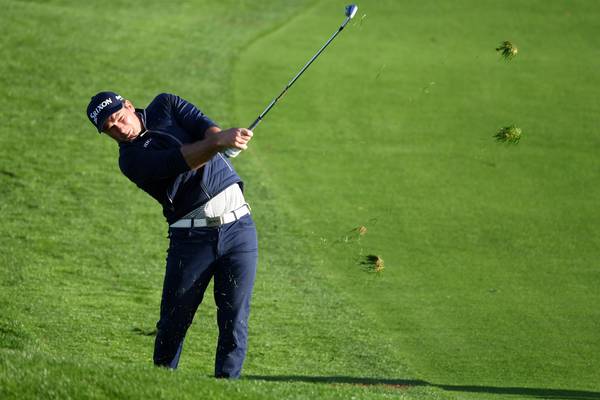 Gavin Moynihan enjoys strong finish to lie three off the lead in Paris