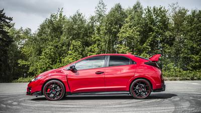 Video first drive: Honda Civic Type R on  track