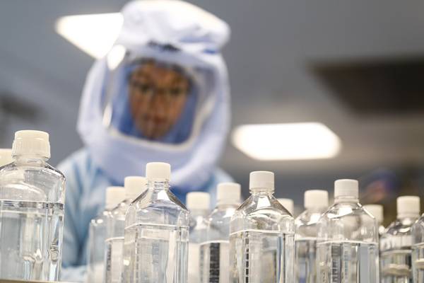 BioNTech to return €2bn to shareholders after Covid vaccine success