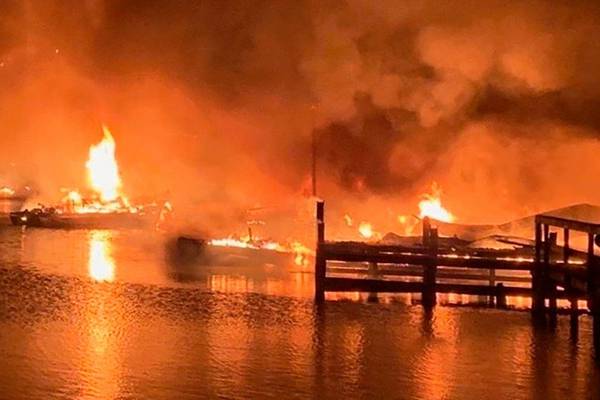 Eight killed in Alabama as fire engulfs river boat dock