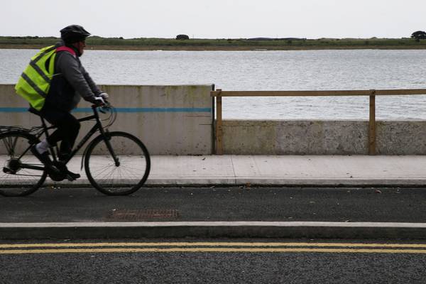 Council to spend €500,000 on lowering Clontarf sea wall