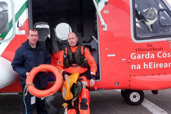 Winchman receives award for rescuing fisherman tangled in a rope