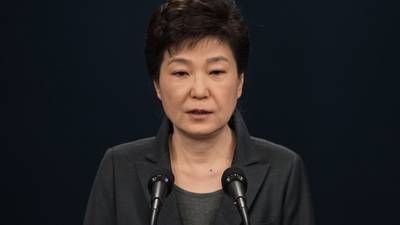 Park Geun-hye: South Korea pardons ex-president amid tight presidential race