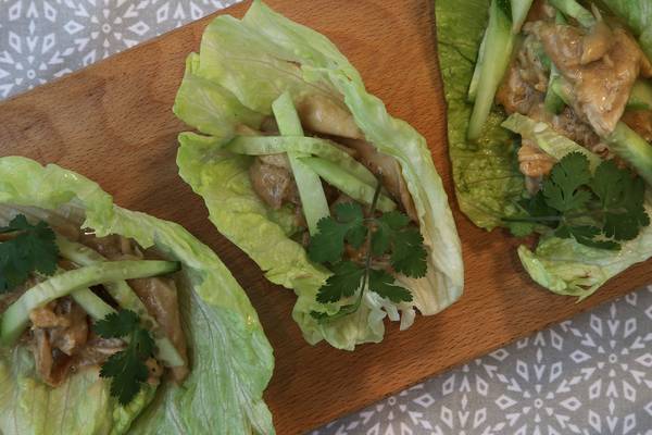 Chicken satay lettuce wraps