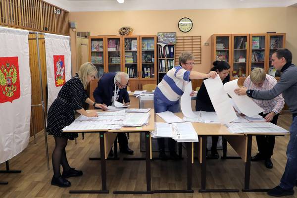 Pro-Putin party set for comfortable win in Russia election, early results show