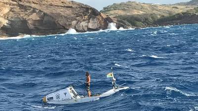 Man  crosses   the  Atlantic on a stand-up paddleboard