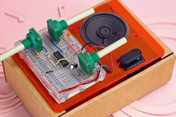 Create your own EDM with this DIY Synth Kit
