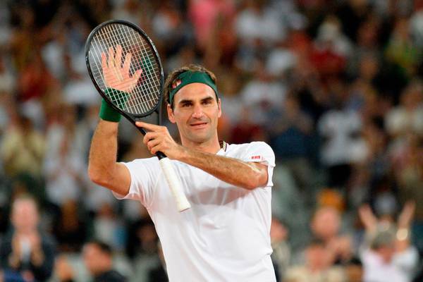 Federer knee surgery sparks fears that time is running out