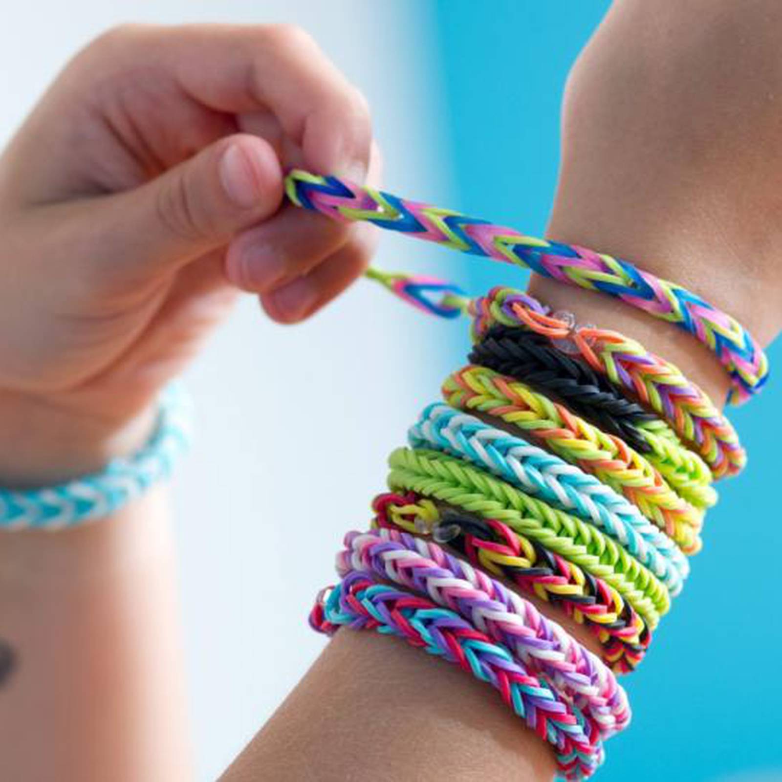 Psychological and Therapeutic Benefits of Loom Bands