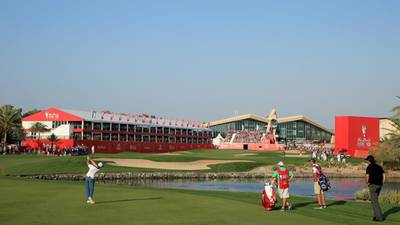 McIlroy impresses Mickelson as he moves into contention in Abu Dhabi