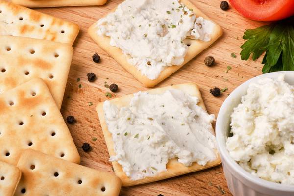 What’s really in a pack of cream crackers?