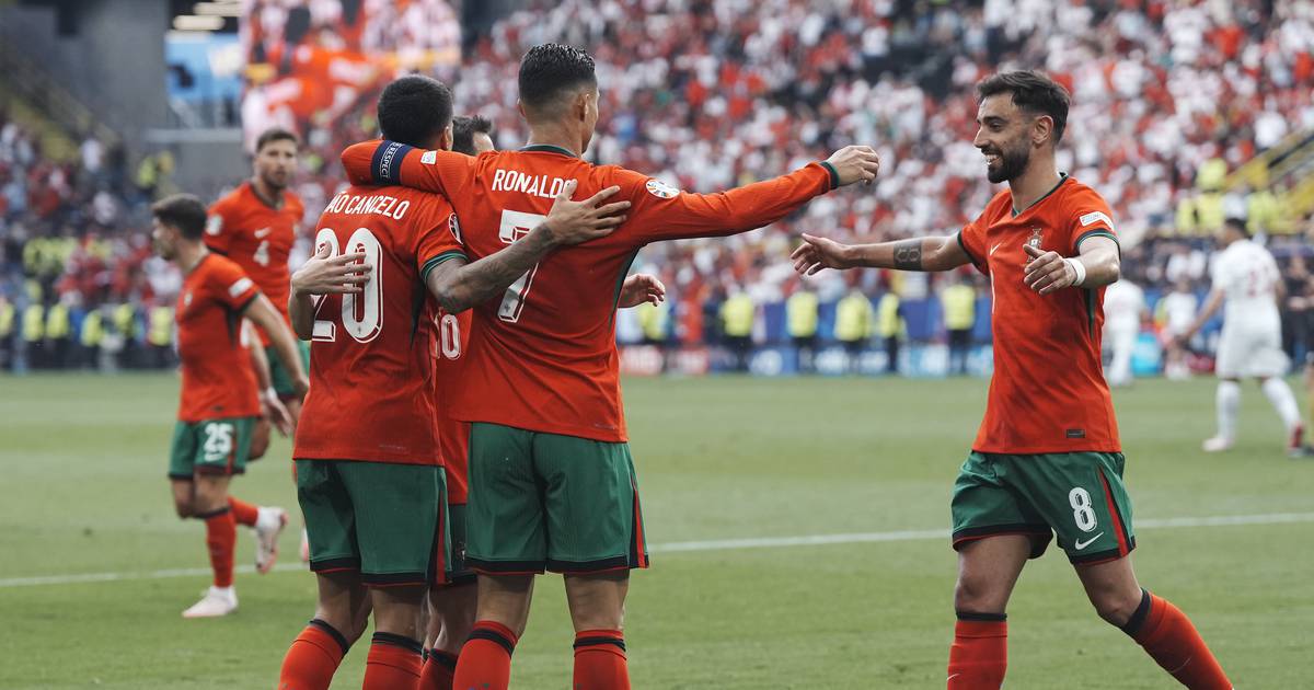 Cristiano Ronaldo no longer the story as balanced Portugal share attacking load