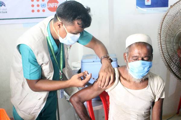 Bangladesh begins vaccination rollout for Rohingya refugees