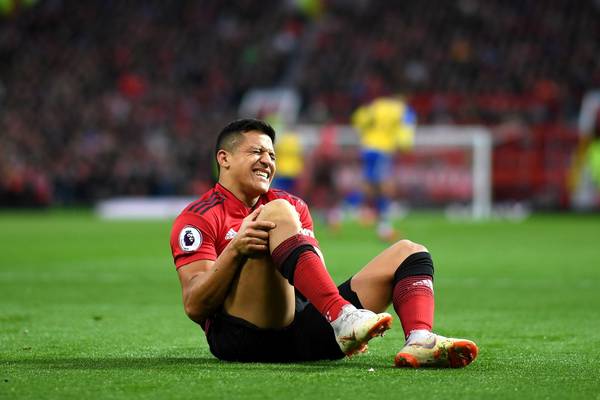 Alexis Sánchez’s season could be over after knee ligament injury