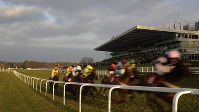 Tony McCoy set to bring 18,000 sellout crowd to Sandown Park