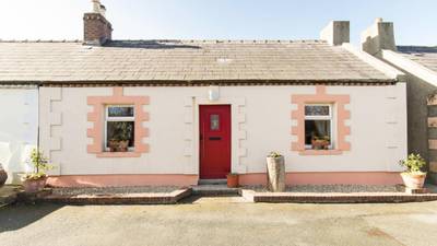 End-of-terrace house with views in Kilternan for €325,000