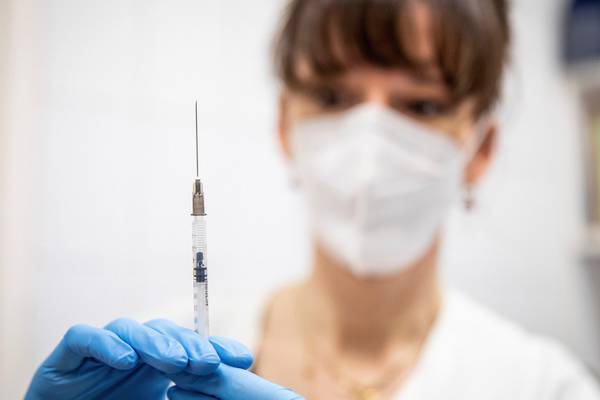 HSE outlines order of Covid-19 vaccination priority for healthcare staff