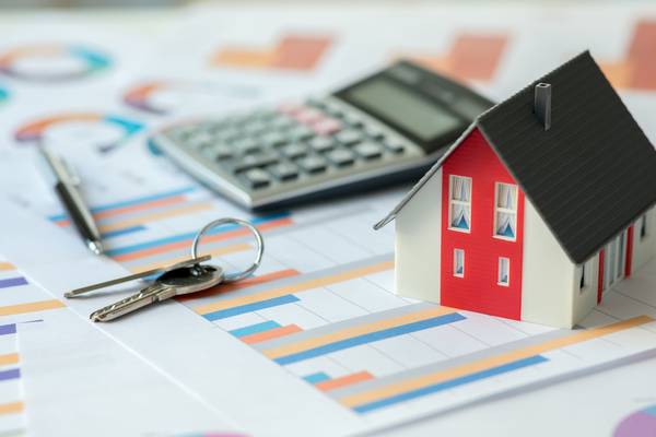 Irish mortgage lending to top €12bn next year for first time since crash – Davy