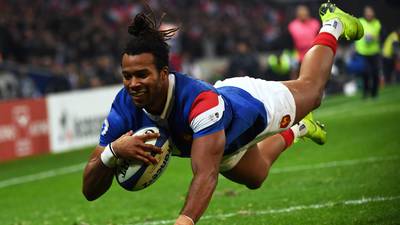Thomas grabs two tries as France end losing run with win over Argentina