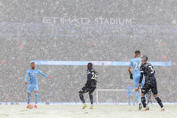 Man City keep up the pace as they beat West Ham in a blizzard