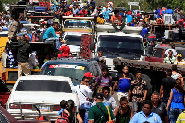 Thousands flee Venezuela daily as humanitarian crisis intensifies