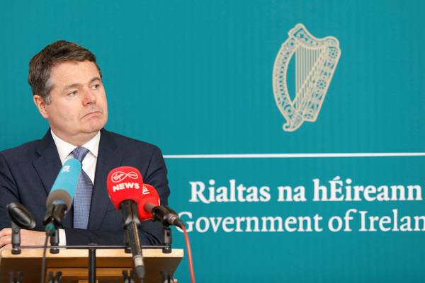 Donohoe promises no ‘cliff-edges’ in removal of Covid supports