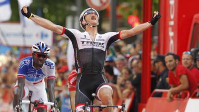 Dan Martin crashes out of Vuelta on stage eight