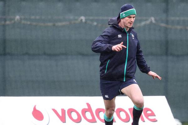 Johnny Sexton and Rob Kearney ‘available for selection’ to face France