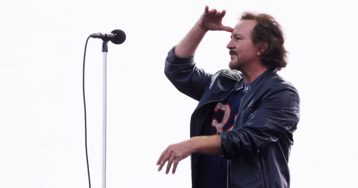 Pearl Jam singer praises rally in support of Natasha O’Brien – The Irish Times
