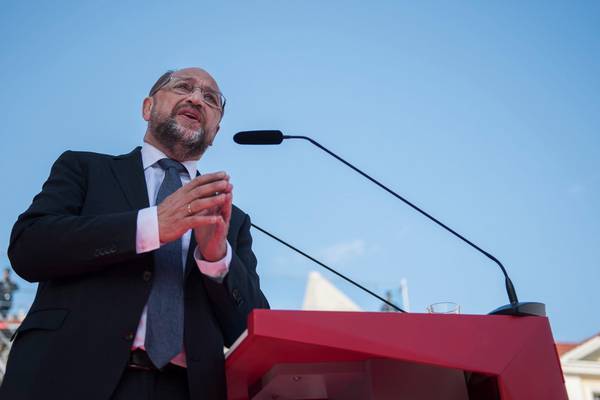 Martin Schulz challenge disintegrates as SPD gets lost in Merkel’s shadow