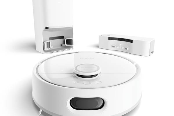Switchbot S10 review: Floor-cleaning robot does a good job but needs a lot of attention