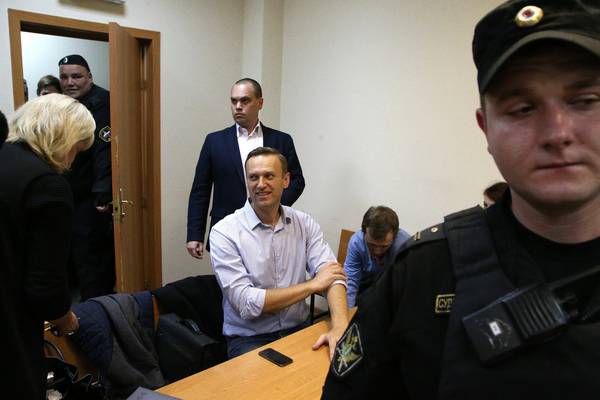 Putin critic Alexei Navalny jailed for 20 days