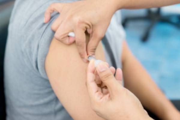 HPV vaccine: the medical profession struggles to rise above the school gate